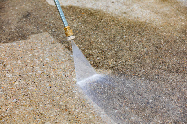 Best Playground Equipment Cleaning  in Weslaco, TX